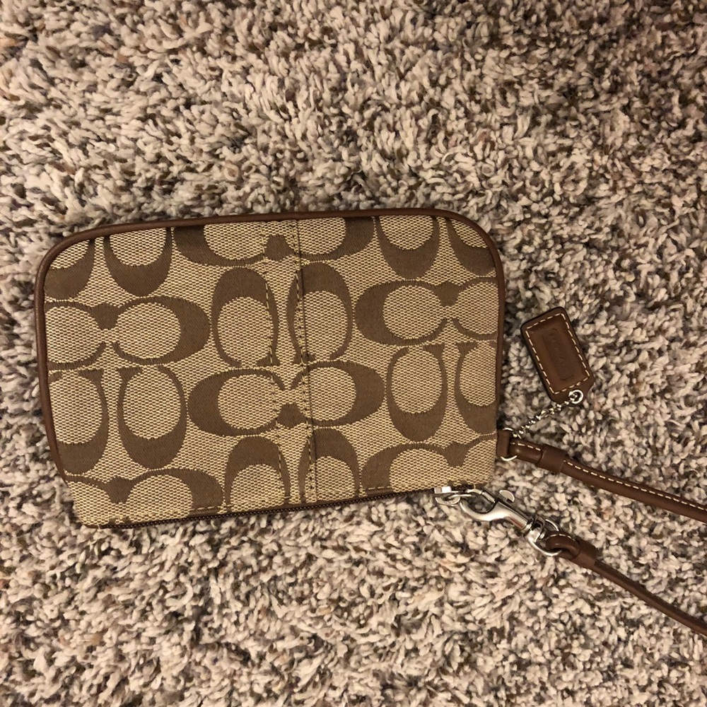 Brown Coach Wristlet NWOT